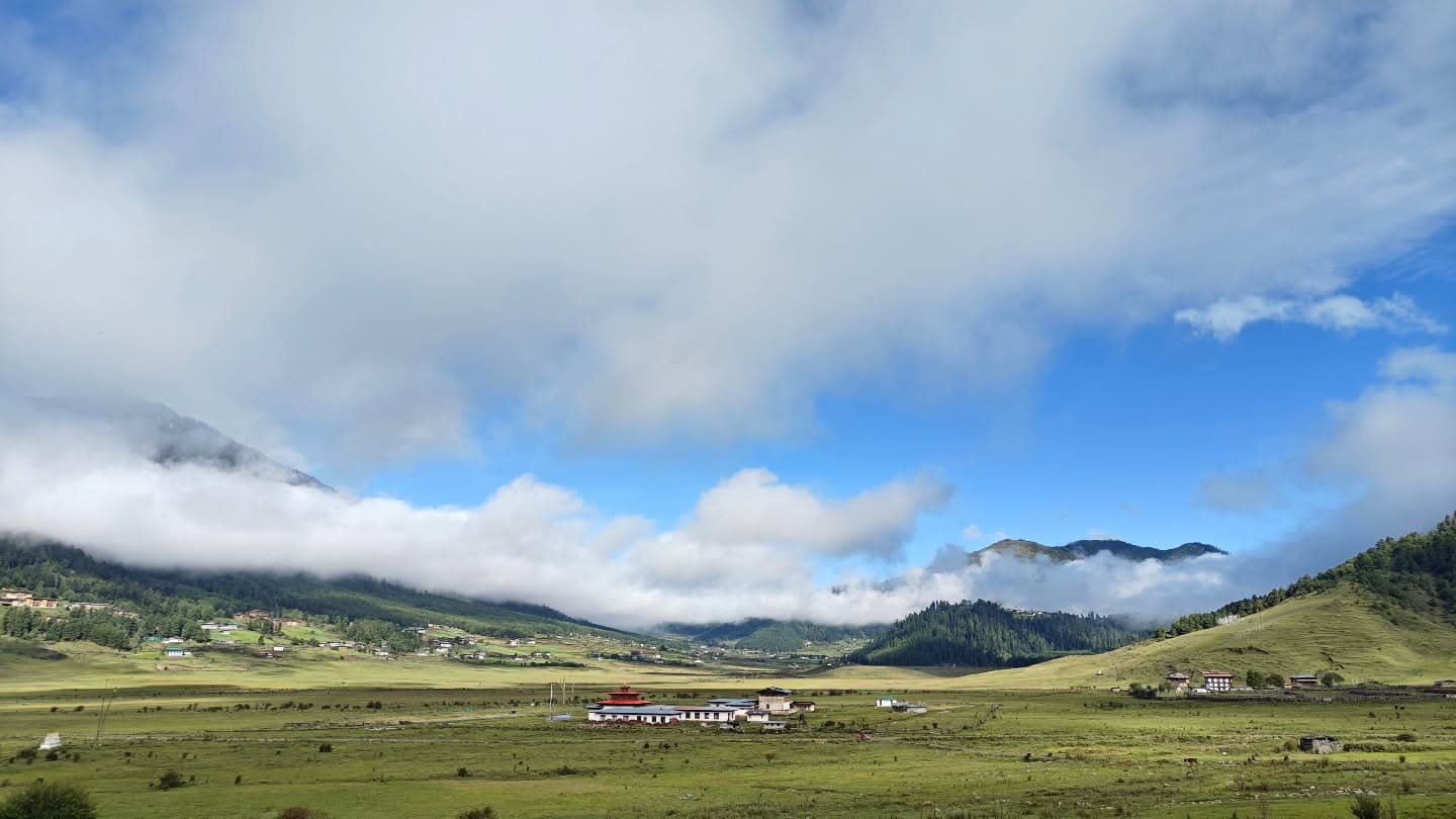Phobjikha Valley and Gangtey monastery landscape